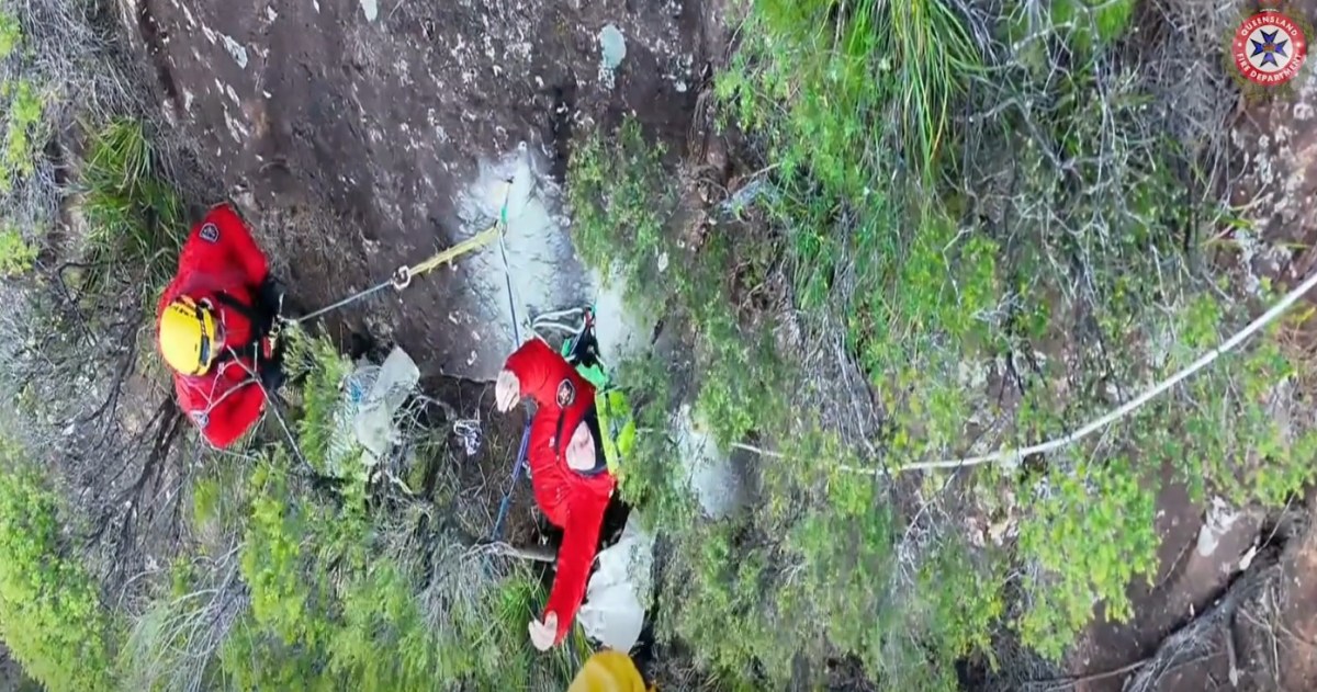 Injured hiker spends night on mountain